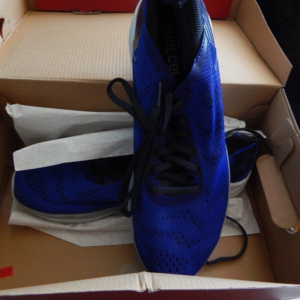New Balance Sneakers Men's Size 10 Blue Athletic Running Workout Shoes